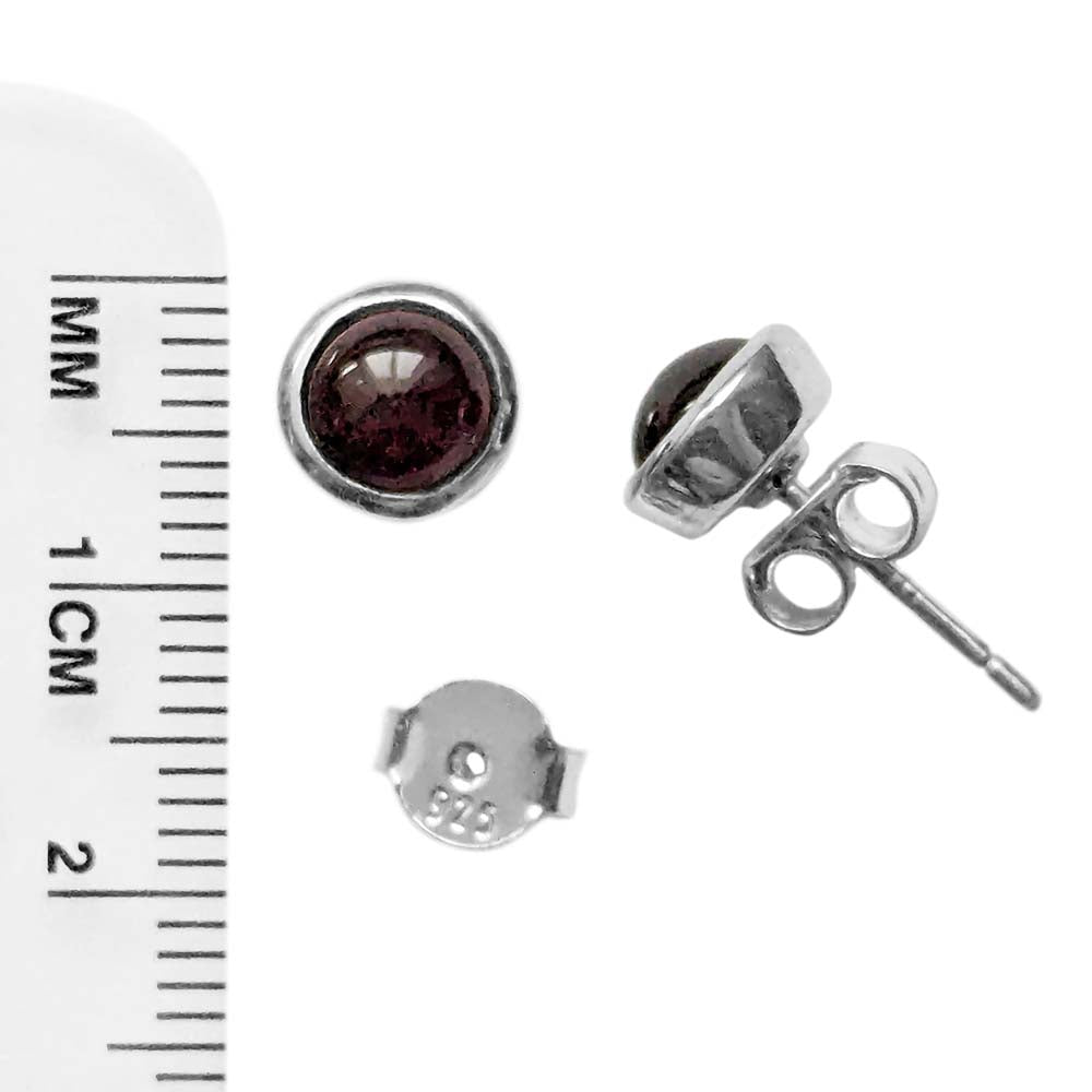 Clous d’oreilles grenat en argent massif 925