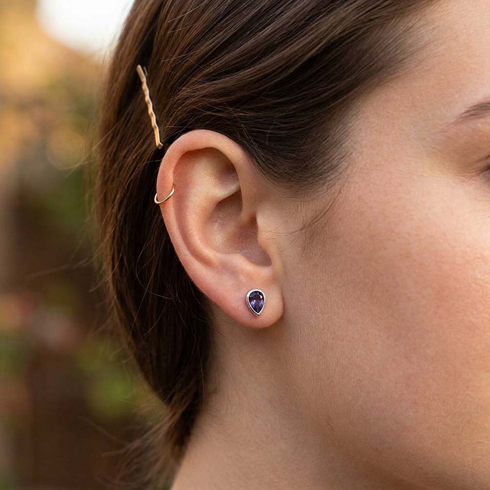 Clous d’oreilles iolite en argent massif 925