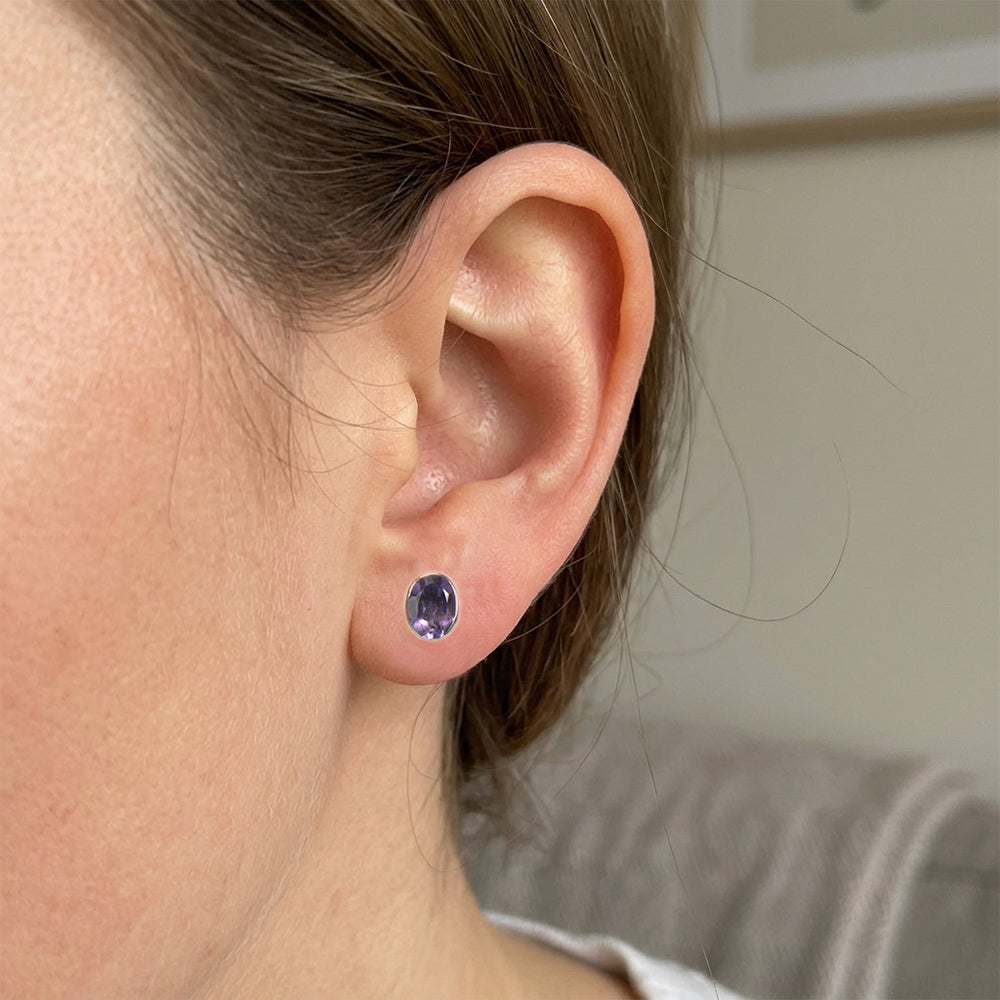 Clous d’oreilles améthyste en argent massif 925