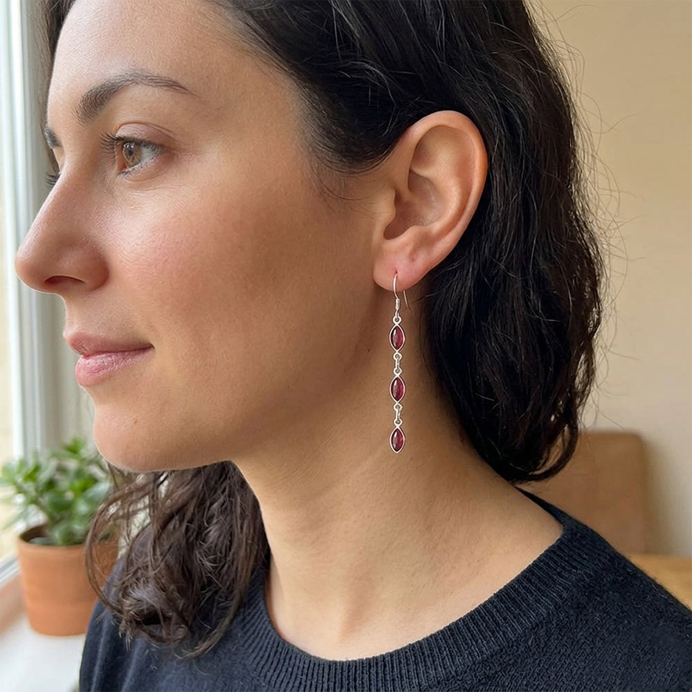 Boucles d’oreilles pendantes grenat en argent massif 925