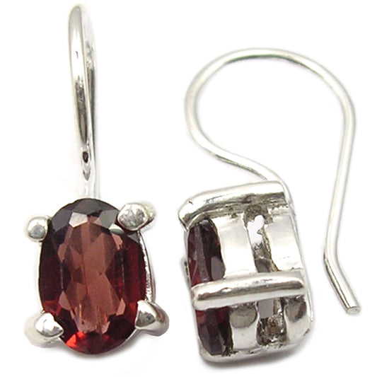 Garnet earrings in sterling silver 925