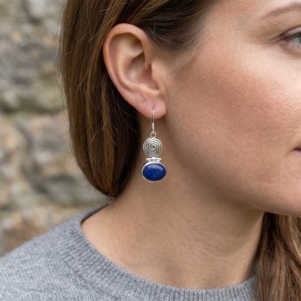 Boucles d’oreilles pendantes lapis-lazuli en argent massif 925