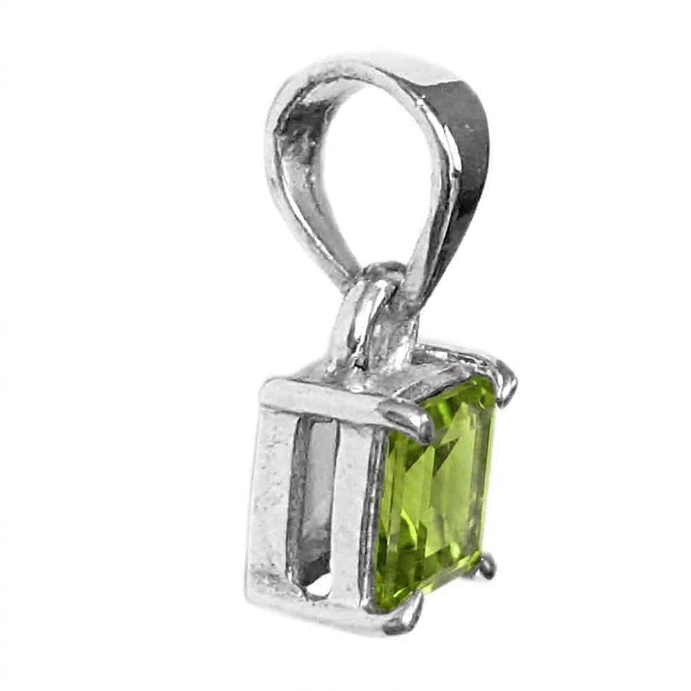 Peridot sterling silver pendant