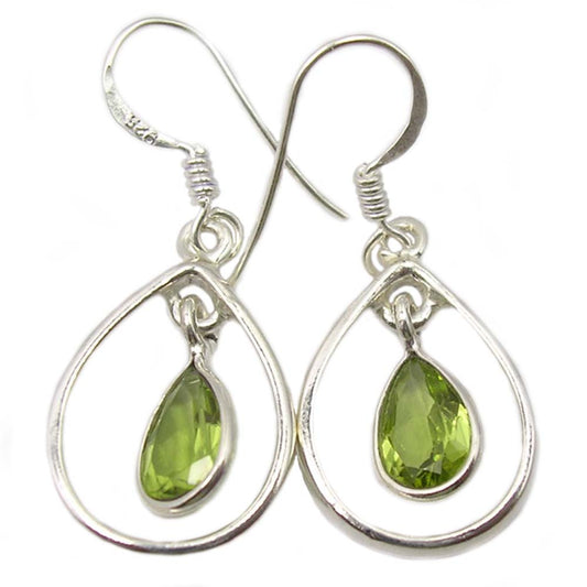 Boucles d’oreilles pendantes péridot en argent massif 925