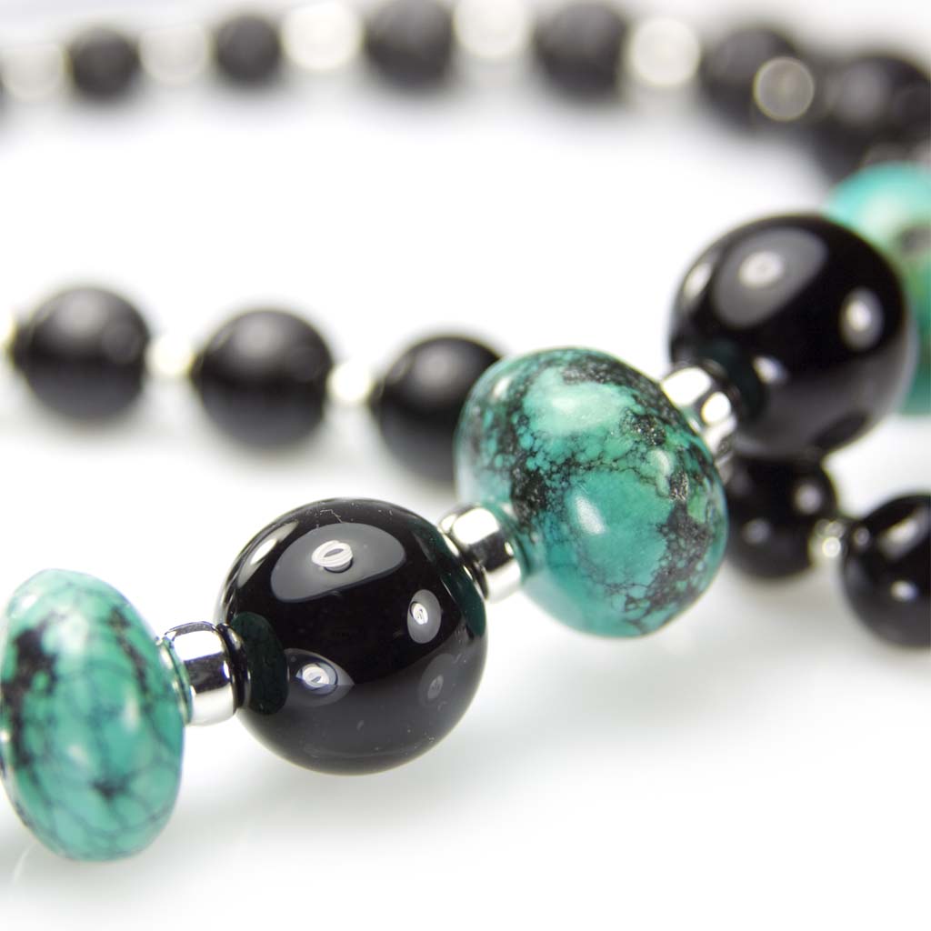 Collier d’onyx noir et turquoise en argent massif 925