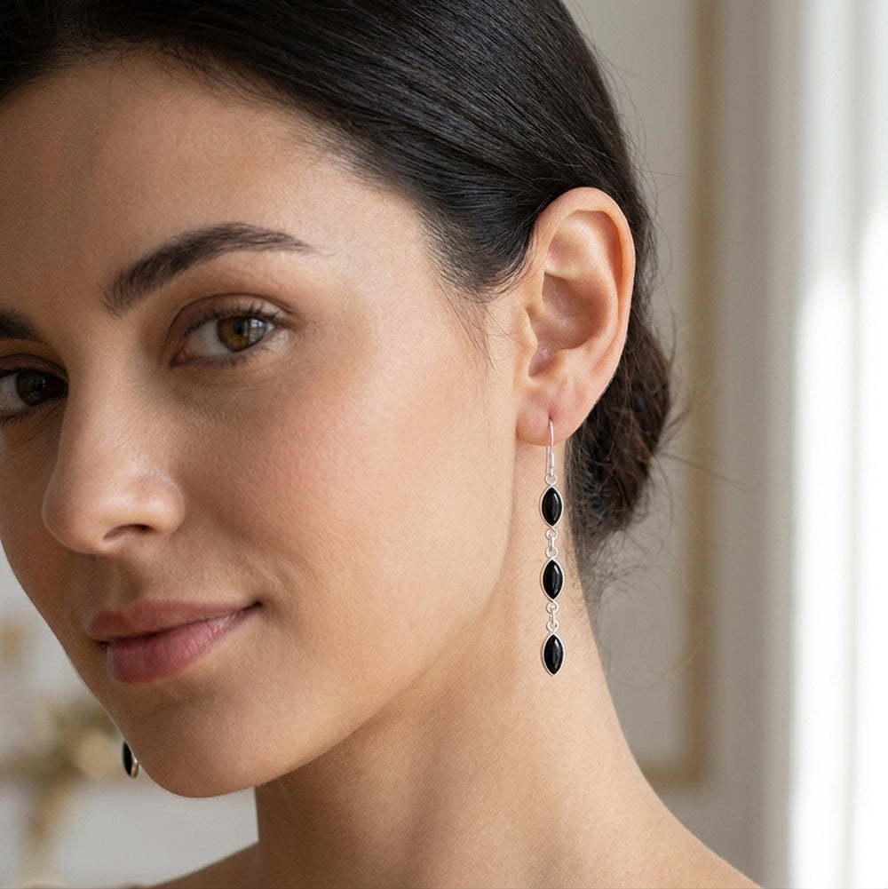 Boucles d’oreilles pendantes onyx noir en argent massif 925